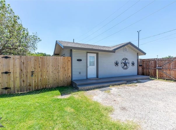 3183 Curry Lane, Abilene, TX 79605