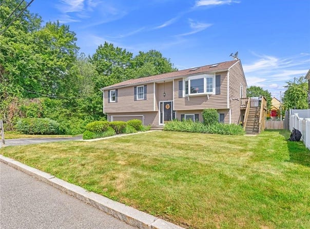 80 Capwell Avenue, Woonsocket, RI 02895