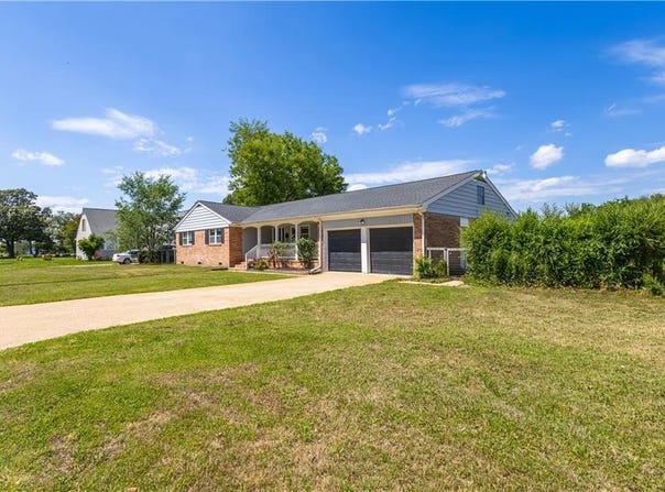414 Shoreline Drive, Hampton, VA 23669