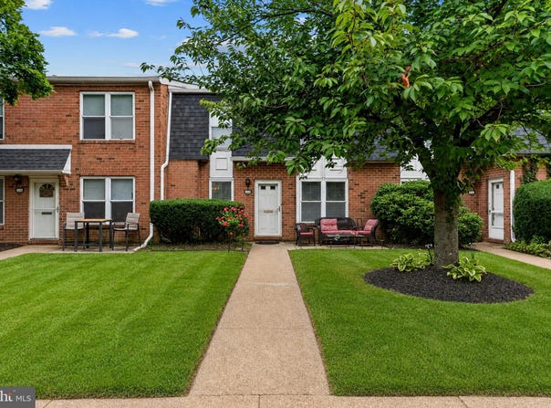 1120 HARBOUR Drive, PALMYRA, NJ 08065