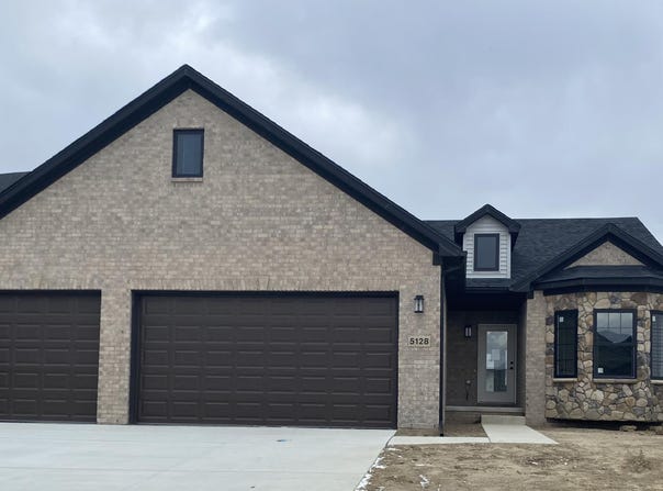 289 White Owl Lane Drive, Dundee, MI 48131