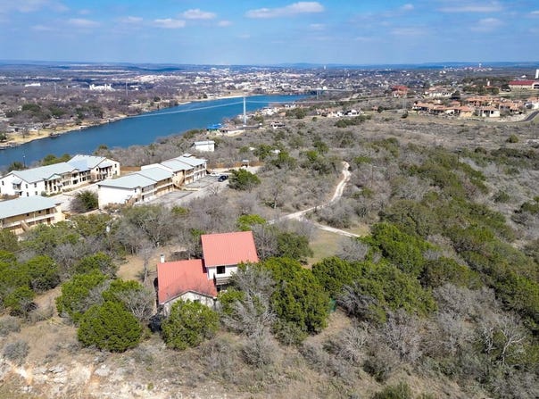 103 Palmie LN, Marble Falls, TX 78654