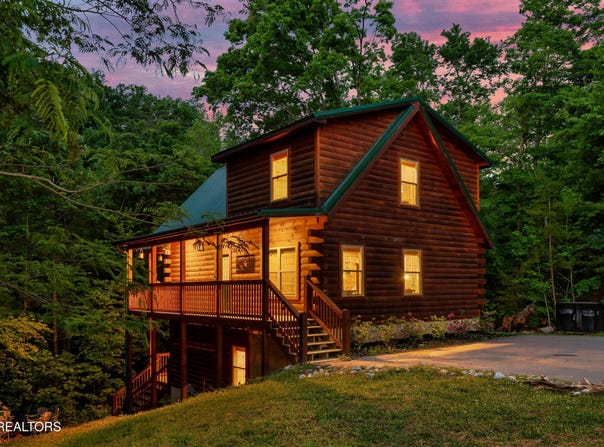 1951 Smoky Cove Rd, Sevierville, TN 37862