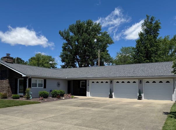 118  Iris Lane, Carmi, IL 62821