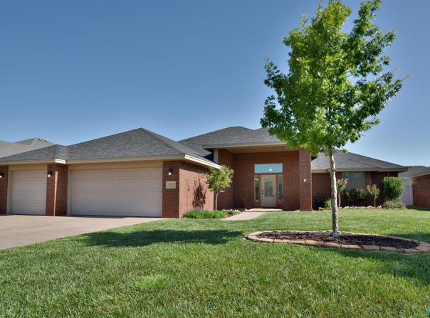 2412 Northglen Drive, Clovis, NM 88101