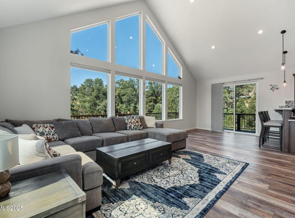 21415 Pinenut Road, Reno, NV 89521