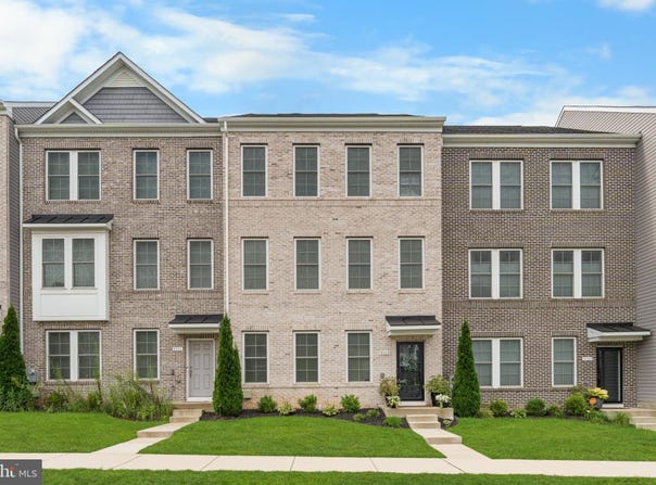 9009 ELK AVENUE, UPPER MARLBORO, MD 20774