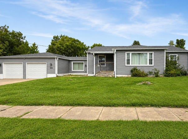 601 E Walnut Street, Ogden, IA 50212