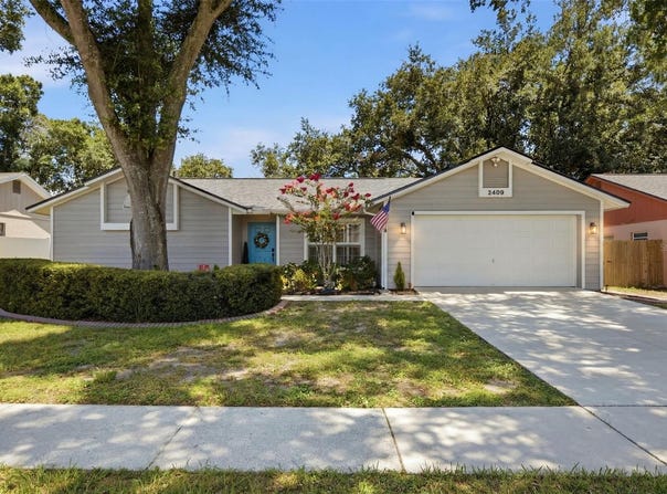 2409 ARBORWOOD Drive, VALRICO, FL 33596