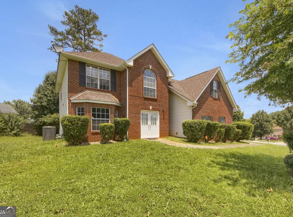 6010 Crooked Creek, Rex, GA 30273