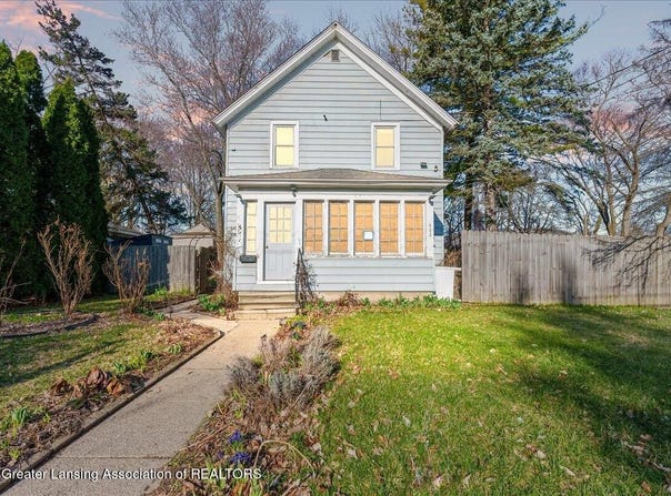 412 S Hayford Avenue, Lansing, MI 48912
