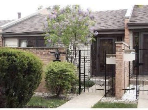 528 E Main Street, Barrington, IL 60010