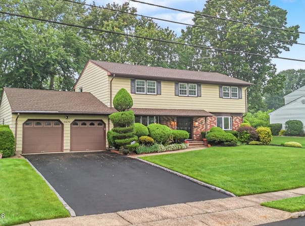 21 Green Hills Road, East Brunswick, NJ 08816