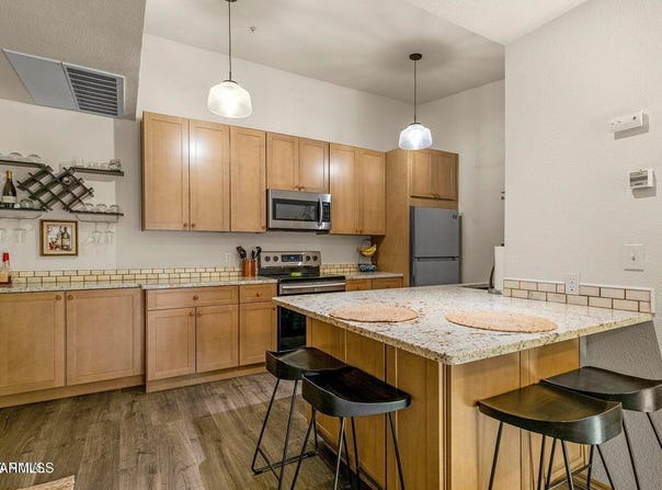 1185 W UNIVERSITY Avenue, Flagstaff, AZ 86001