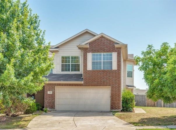 7500 Lazy Spur Boulevard, Fort Worth, TX 76131