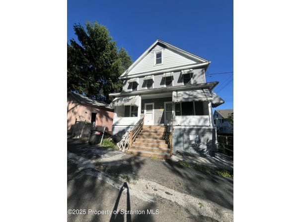 613 13th Avenue, Scranton, PA 18504