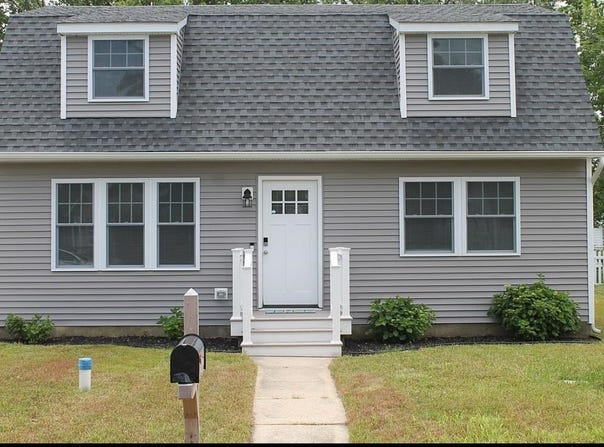 18 E Greenwood, Villas, NJ 08251-1915