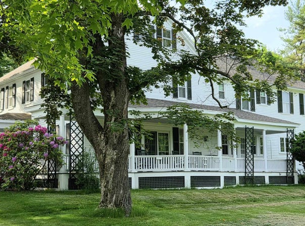 375 S Main Street, Wolfeboro, NH 03894