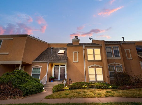 2925  So. Vaughn Way, Aurora, CO 80014