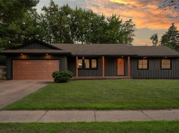 2100 105th Avenue NW, Coon Rapids, MN 55433
