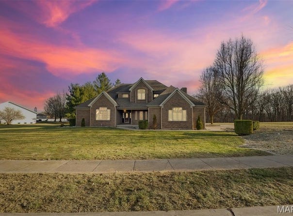 339 Sandpiper Lane, Grafton, IL 62037
