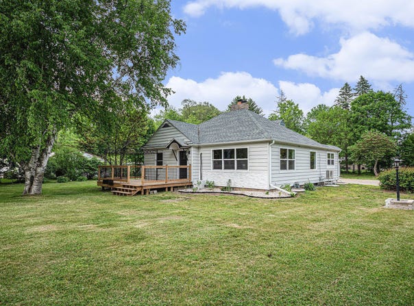 455 N 10th Street, Plainwell, MI 49080