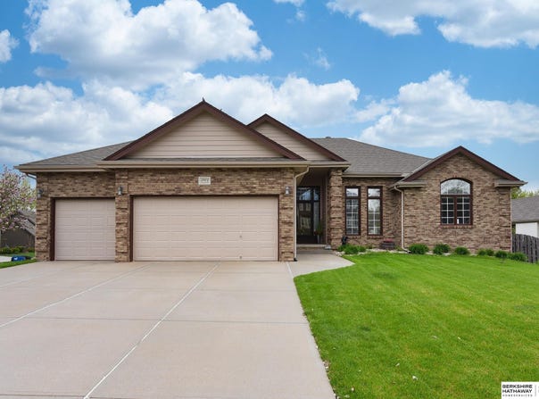 2904 N 173rd Street, Omaha, NE 68116