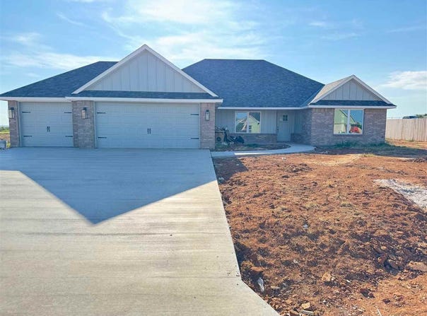 334 Weaver Way, Fletcher, OK 73541