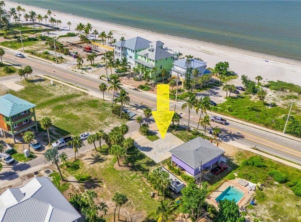 103-105 Hercules Drive, Fort Myers Beach, FL 33931