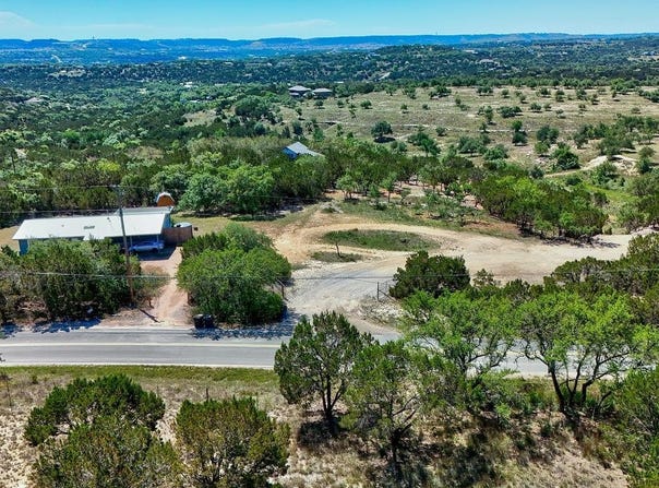 3425 Crawford RD, Spicewood, TX 78669