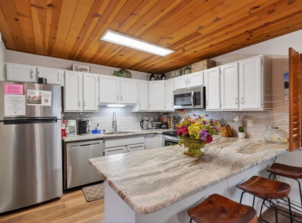 10 Jackson Hole Rd Windchimes 212, Angel Fire, NM 87710