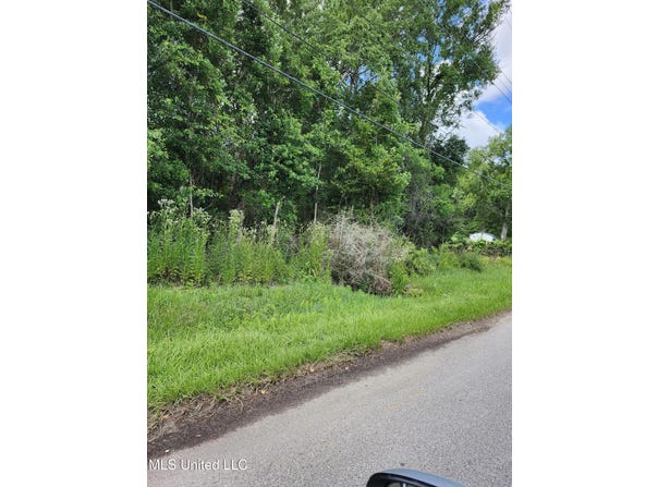 2213 Hastings Road, Gautier, MS 39553