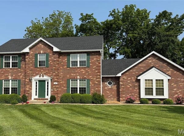 123 El Rancho Drive, Hannibal, MO 63401