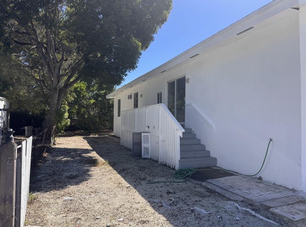 969 Plantation Rd, Key Largo, FL 33037