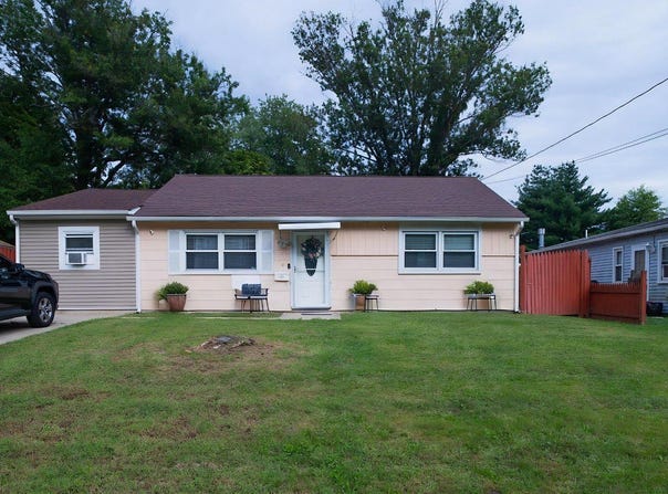 4 DORSET Drive, TRENTON, NJ 08618