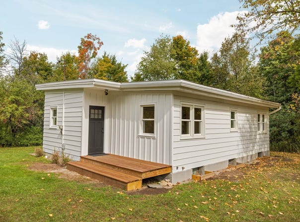 4407 N Long Lake Road, Traverse City, MI 49684
