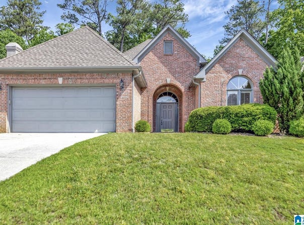 1056 RIVERCHASE COVE, HOOVER, AL 35244