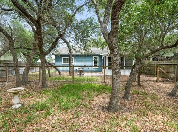 113 Pecan Harbor, ROCKPORT, TX 78382