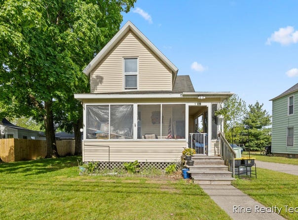 717 Pleasant Street, Belding, MI 48809