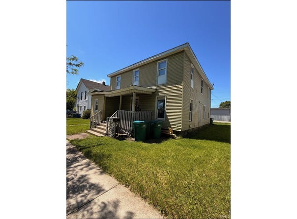 307 State Street, LaPorte, IN 46350