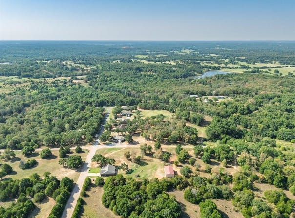 Oak Hill W Road, Tecumseh, OK 74873