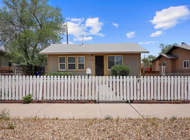 412 Harvard Drive SE, Albuquerque, NM 87106