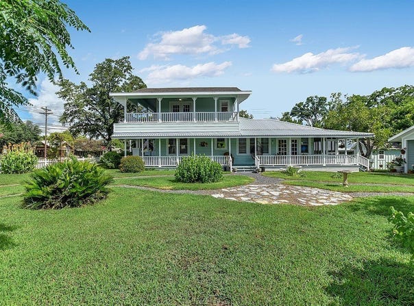 864 North Franklin Street, La Grange, TX 78945