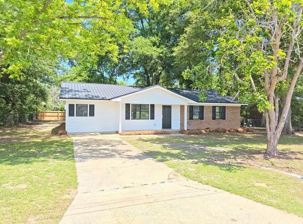 163 Washington Ave, Fitzgerald, GA 31750