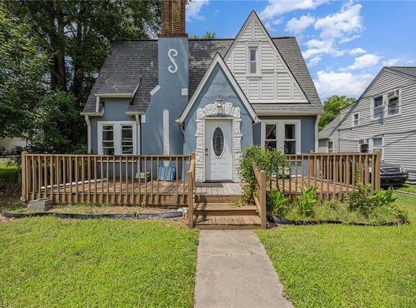 4 Elliott Drive, Thomasville, NC 27360
