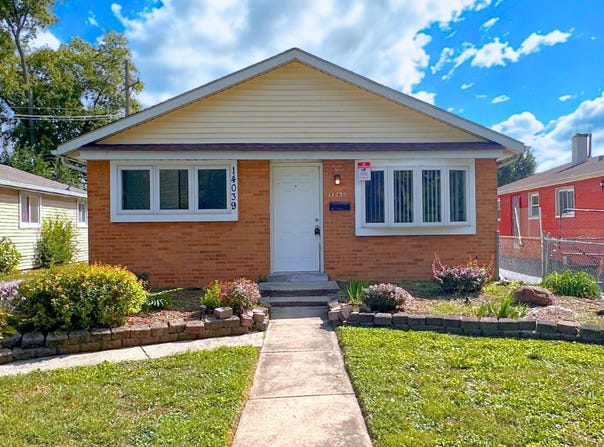 14039 S Claire Boulevard, Robbins, IL 60472