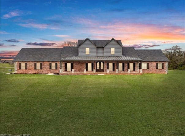 5000 Sue  LN, Lavaca, AR 72941