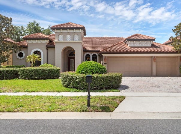 3113 FALCONHILL DRIVE, APOPKA, FL 32712