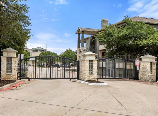 2320 Gracy Farms LN, Austin, TX 78758