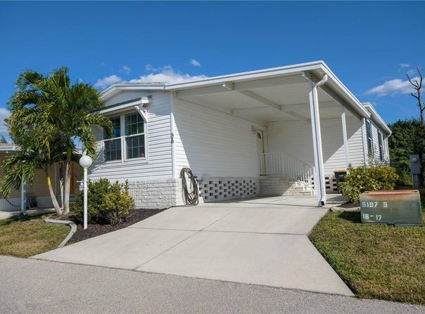 701 Aqui Esta, Punta, FL 33950